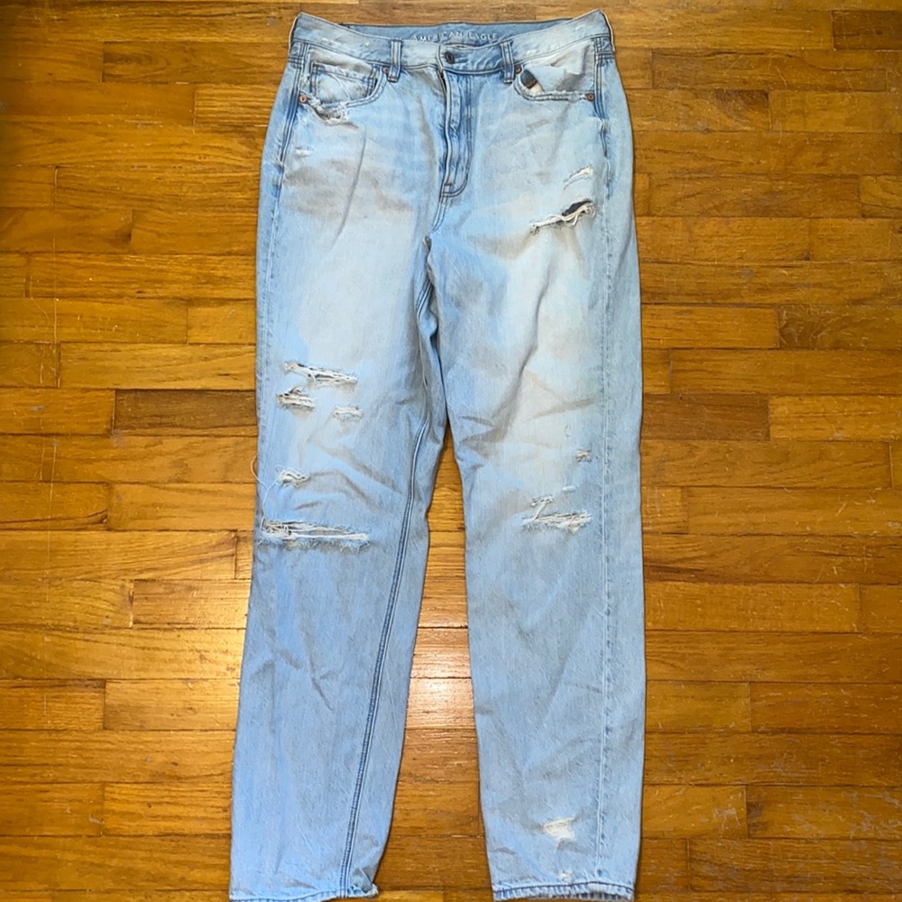American Eagle Mom Jeans